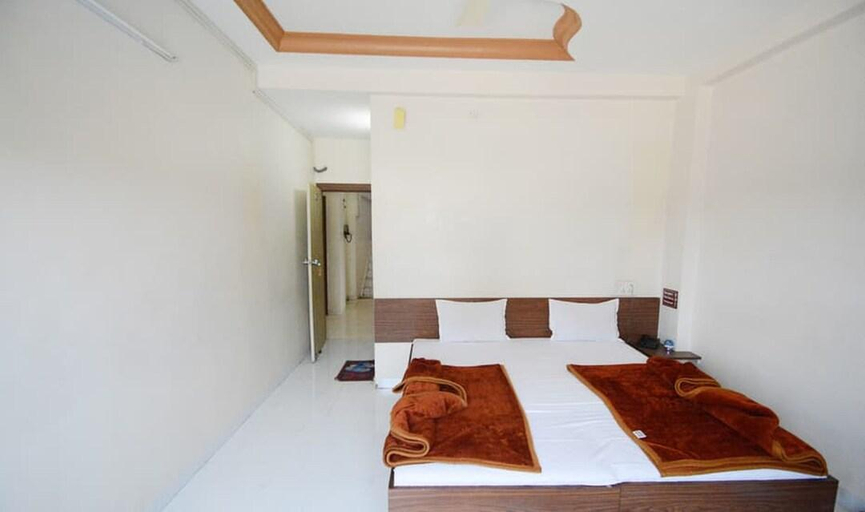 Bedroom, Hotel Regal Plaza, Aurangabad