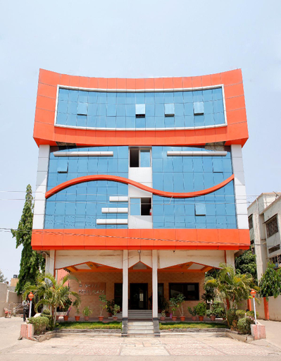 Exterior & Views, Hotel Regal Plaza, Aurangabad