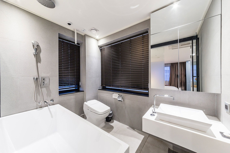Bathroom 5, Hotel the Designers Seoul Station, Yongsan