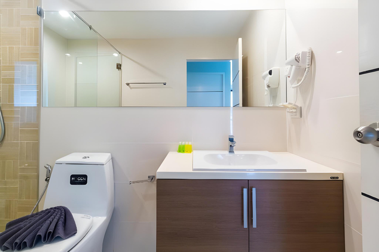 Bathroom 4, The Unity & The Bliss Patong Residence, Pulau Phuket