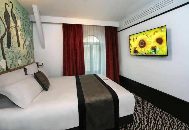 Bedroom 2, Hôtel Le Regina, Haute-Loire