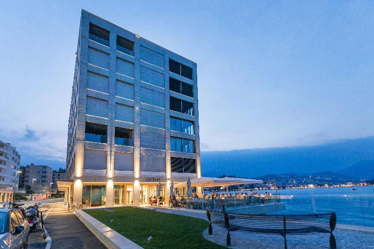 Others 5, Residenza Du Lac, Lugano