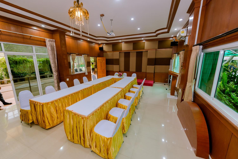 Others 4, Bander Hotel, Phu Khieo
