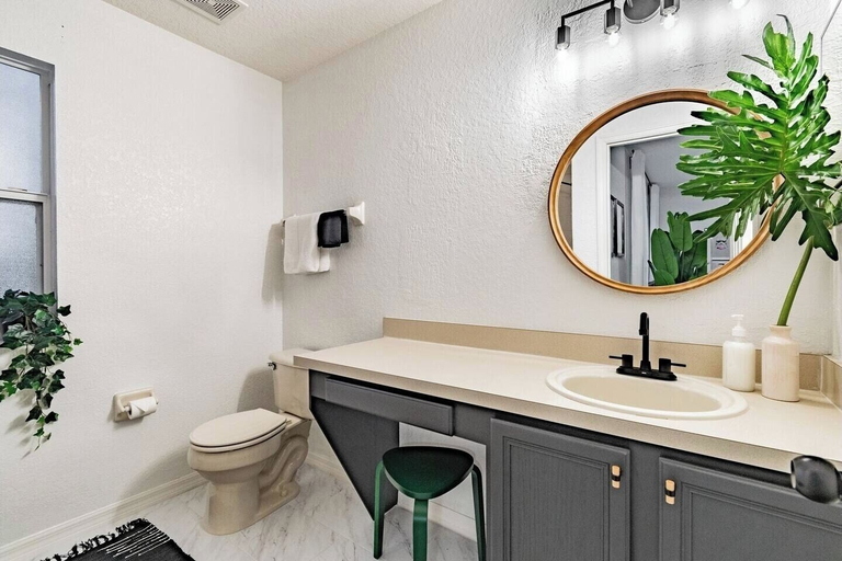 Others 3, 3BR Townhouse at Regal Palms: Pool & Disney Fun, Polk