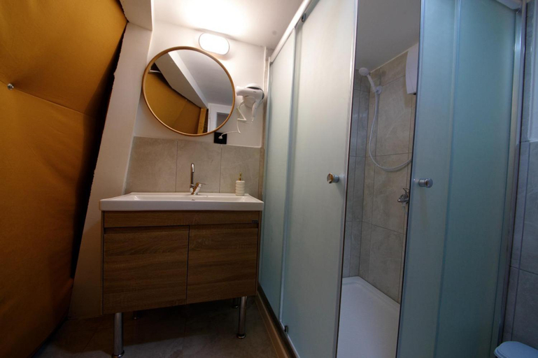 Bathroom 2, Zedome Panorama, Merkez