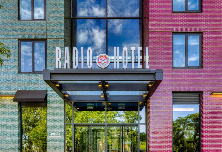 Exterior & Views 5, Radio Hotel, New York