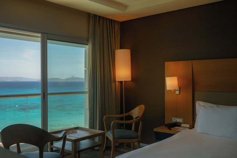 Bedroom 5, Boyalık Beach Hotel & SPA Thermal Resort, Çeşme