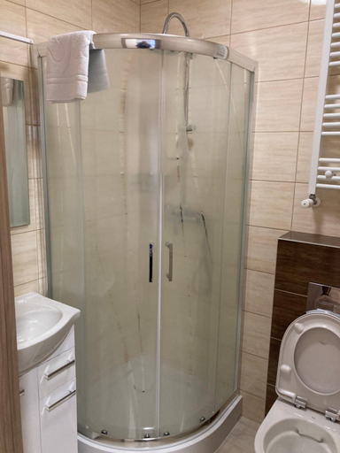 Bathroom 4, Hotel Aljan, Jarosław