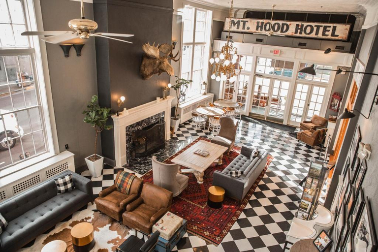 Public Area 2, Hood River Hotel, Hood River
