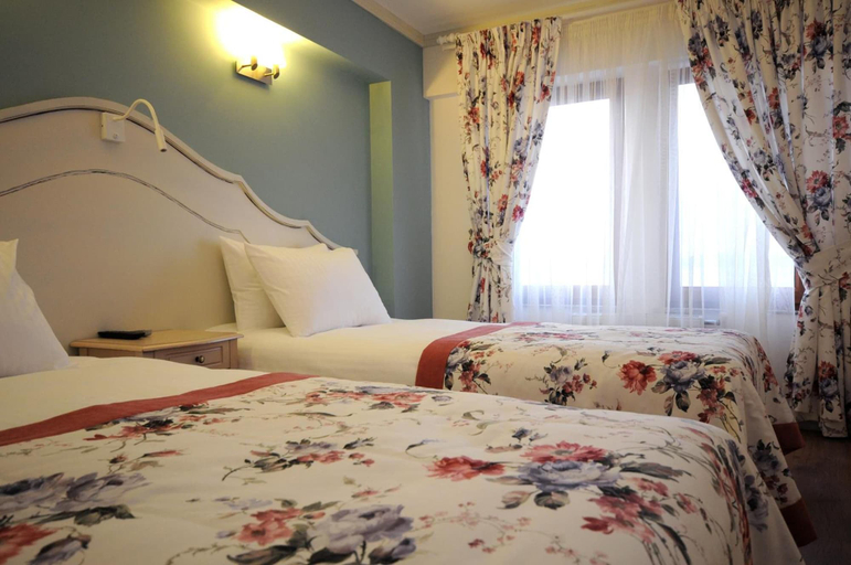 Bedroom 2, Hotel Limani, Merkez