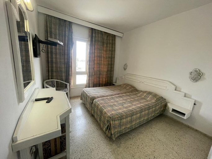 Others 5, Hotel el Fawz, Monastir