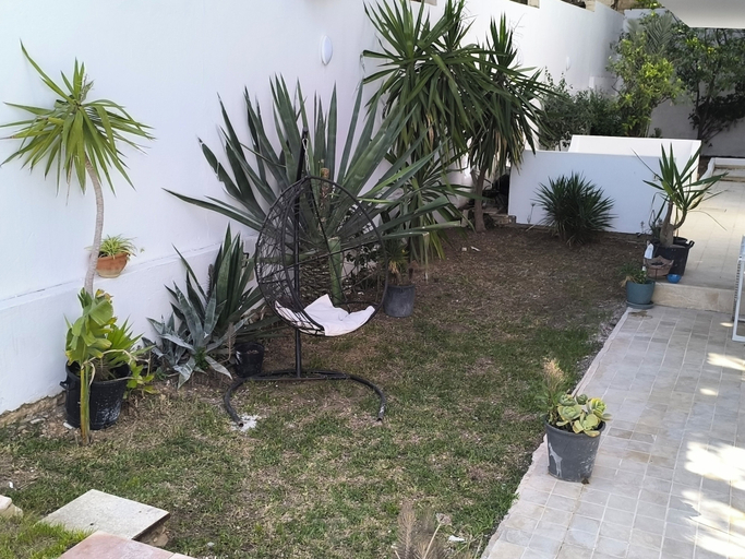 Others 4, Stylish villa avec parking et piscine, La Marsa