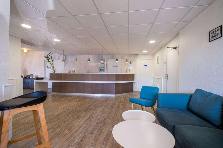Public Area 3, Comfort Hotel Linas Montlhery, Essonne