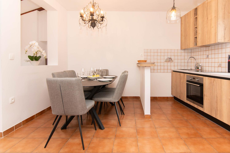 Others 3, Apartments Leonel by Locap Group, Piran