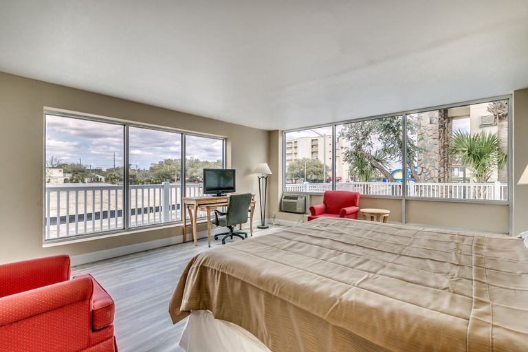 Others 5, Beachcomber Inn, Horry
