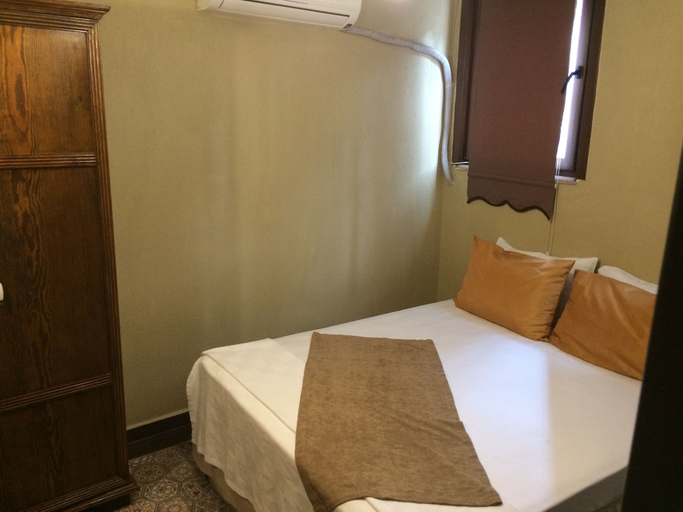 Bedroom 2, Hayriye Hanim Ege, Ayvalık