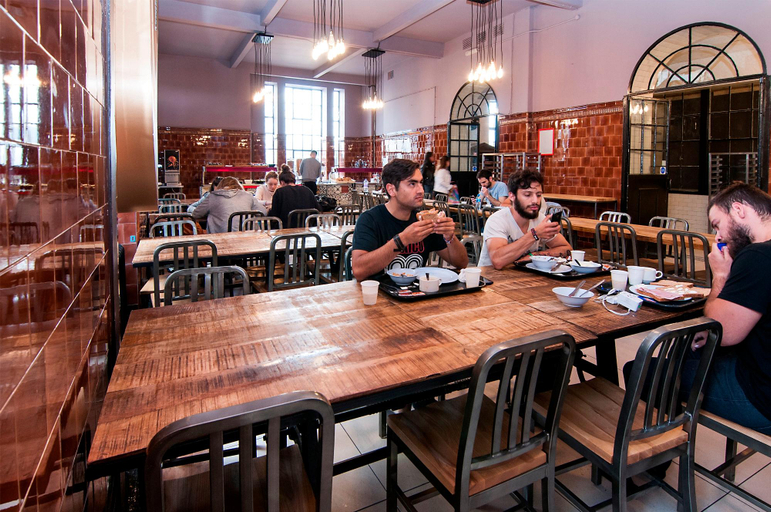 Food & Drinks 5, RestUp London Hostel, London