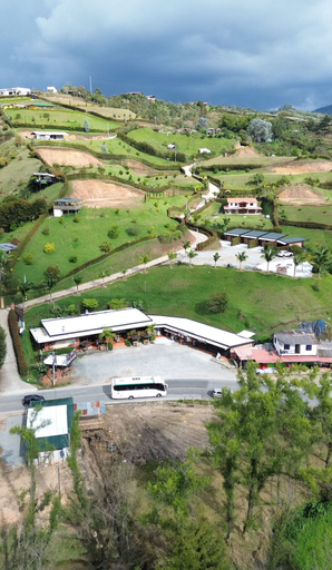 Others 4, Suites del Lago, Peñol