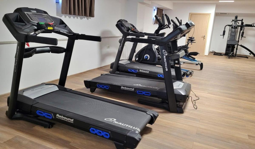 Others 5, Hotel Condor Tulcea, Tulcea
