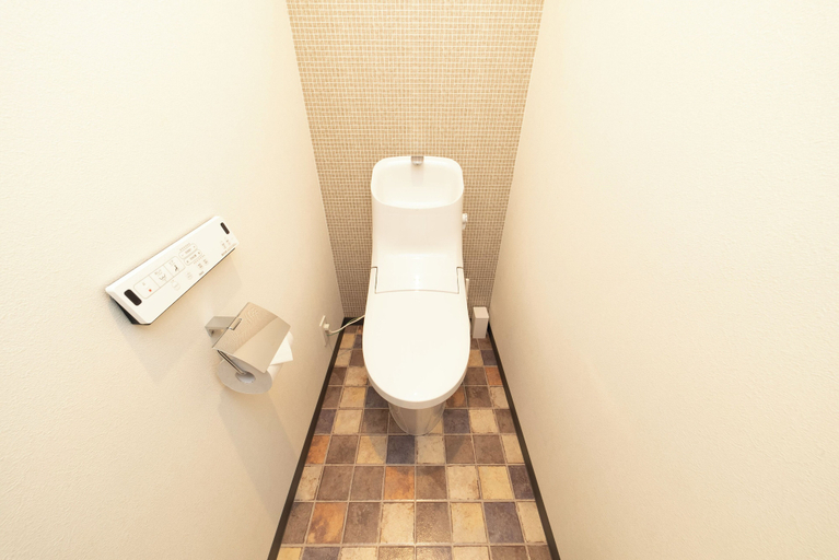 Bathroom 5, WELLSTAY Osaka Shinimamiya, Osaka