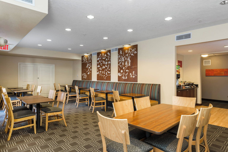 Food & Drinks, TownePlace Suites by Marriott Boise Downtown/University, Ada