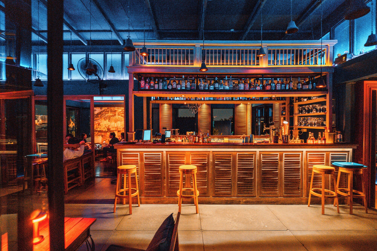 Food & Drinks 4, Baan Wanglang Riverside, Phra Nakhon