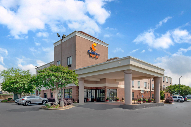 Exterior & Views 2, Comfort Suites Oxford I-20 exit 188, Calhoun