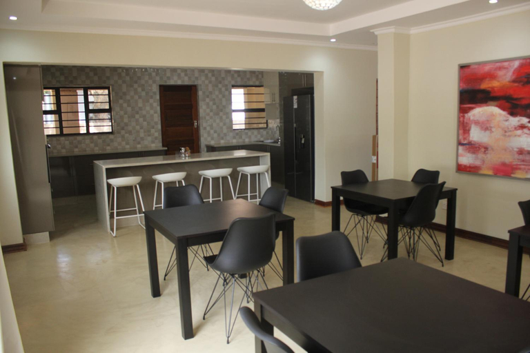 Food & Drinks, The Oak Tree House, Gaborone