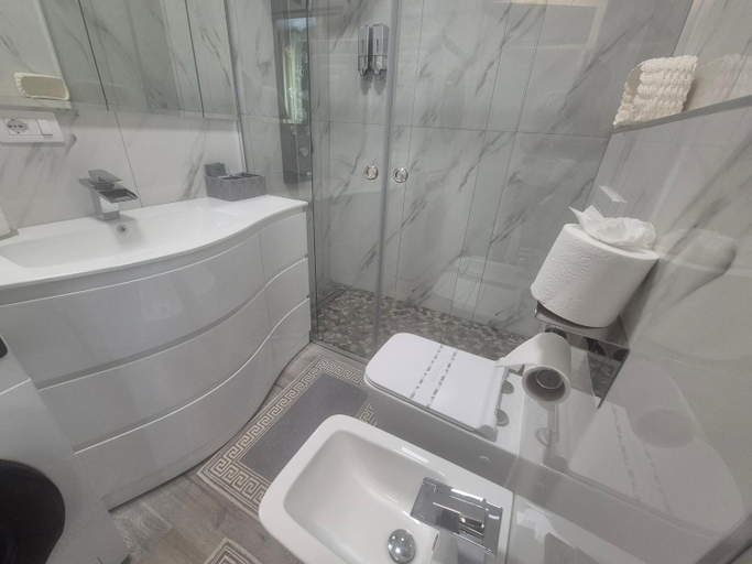 Others 3, B&B Luxury House Rho, Milano