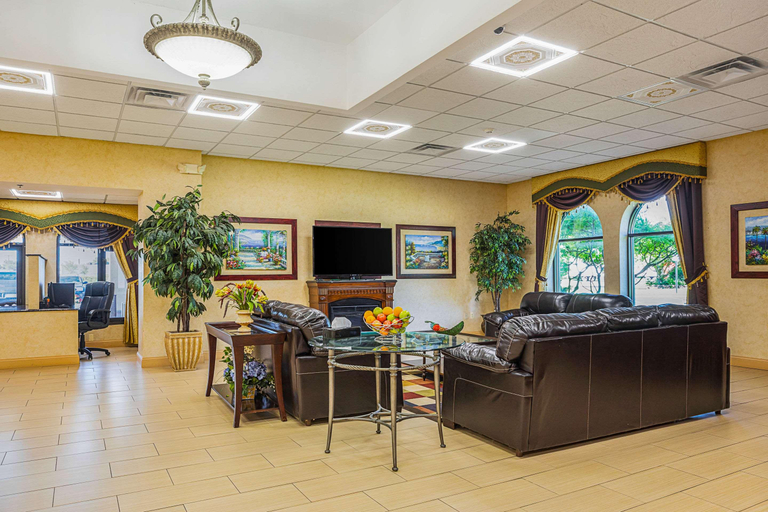 Public Area 3, Quality Inn & Suites Coldwater Area, Branch