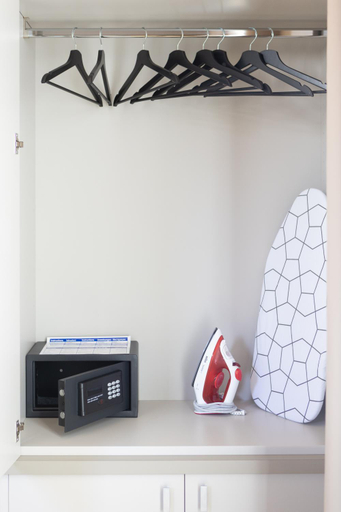 Others 4, N7 Rooms, Florence