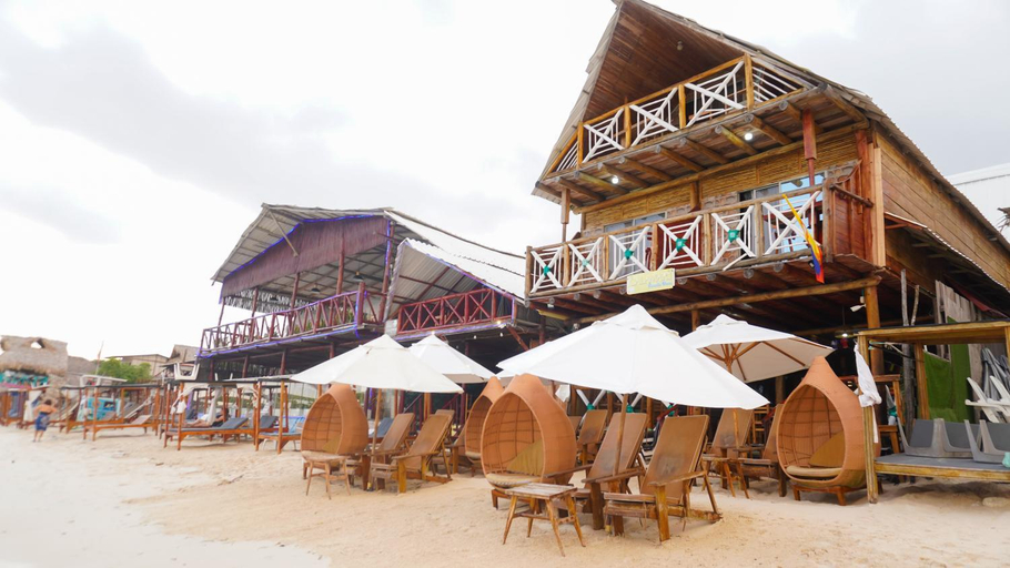 Food & Drinks 4, Hotel Calamari Baru, Cartagena de Indias
