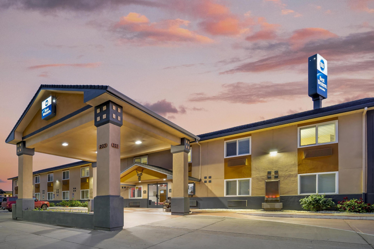 Exterior & Views 2, Best Western Antelope Inn & Suites, Tehama