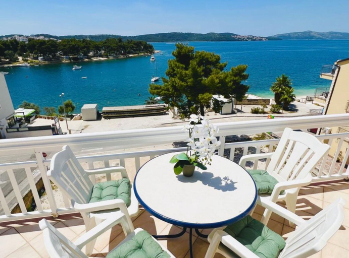 Others 2, Villa Tomi, Trogir