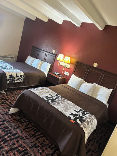Bedroom 3, Executive inn, Muskingum