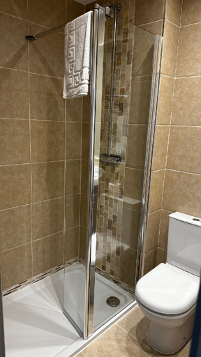Bathroom 3, The Duchess Belle Hotel, London