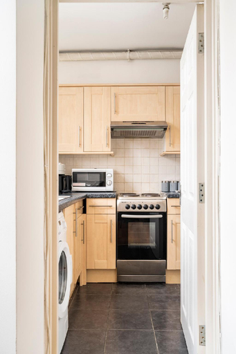 Others 4, Cozy Apt in Central London, London