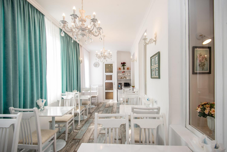 Food & Drinks 3, Lowell Hotel, Tbilisi