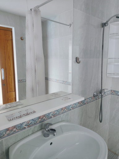 Bathroom 4, Hotel Algorfa, Alicante