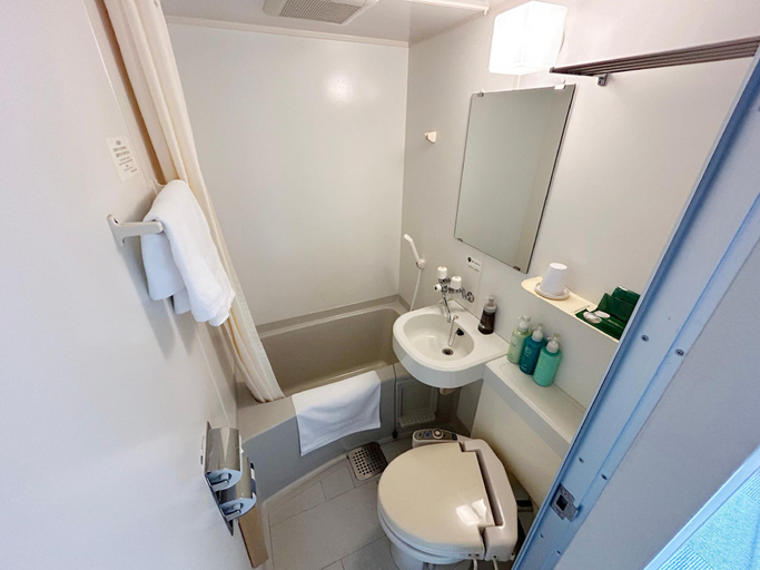 Bathroom 3, Hotel Route Inn Mojiko, Kitakyūshū