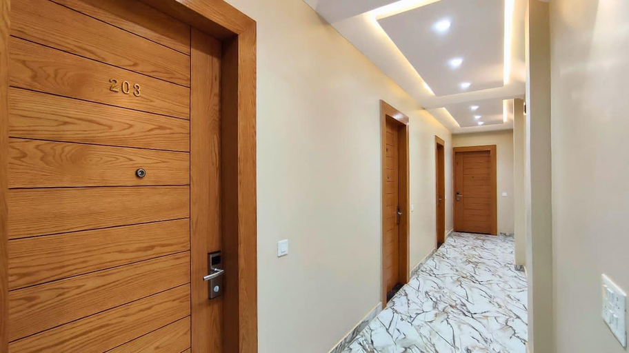 Public Area 2, Hotel MGR, Moradabad