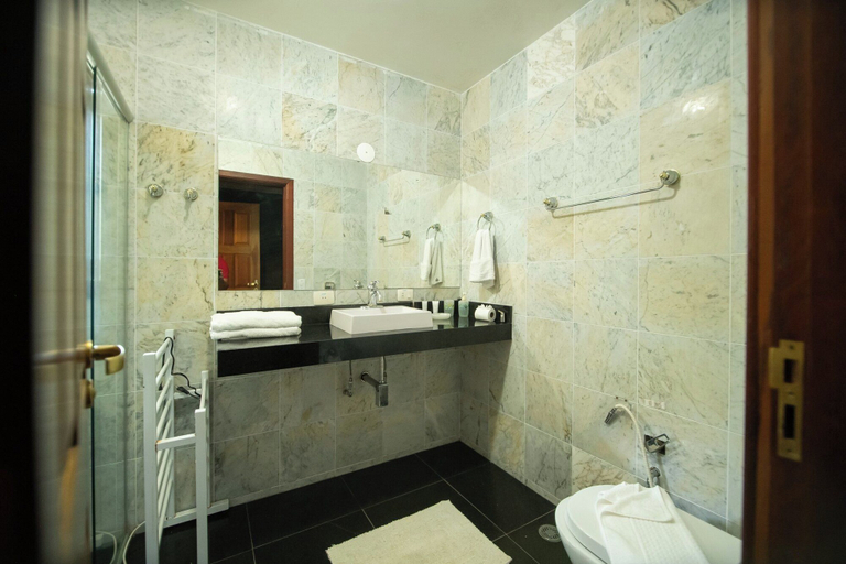 Bathroom 3, Araucária Lodge, Campo Limpo Paulista
