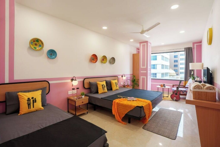 Bedroom 4, The Hosteller Jaipur, MI Road, Jaipur