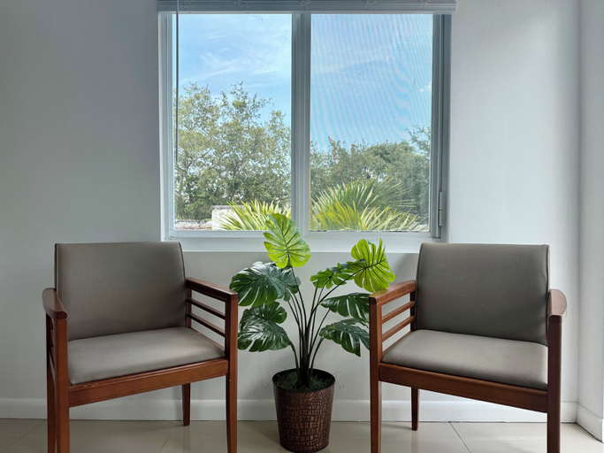 Others 4, Renzzi Villas, Miami-Dade