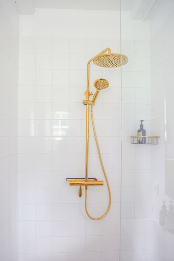 Bathroom 4, Lundsgaard Gods Badehotel, Kerteminde