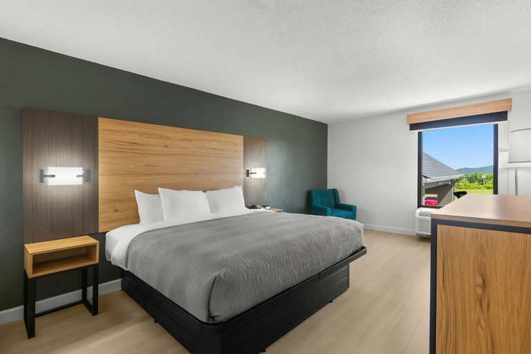 Bedroom 3, Quality Inn Tallapoosa, Haralson