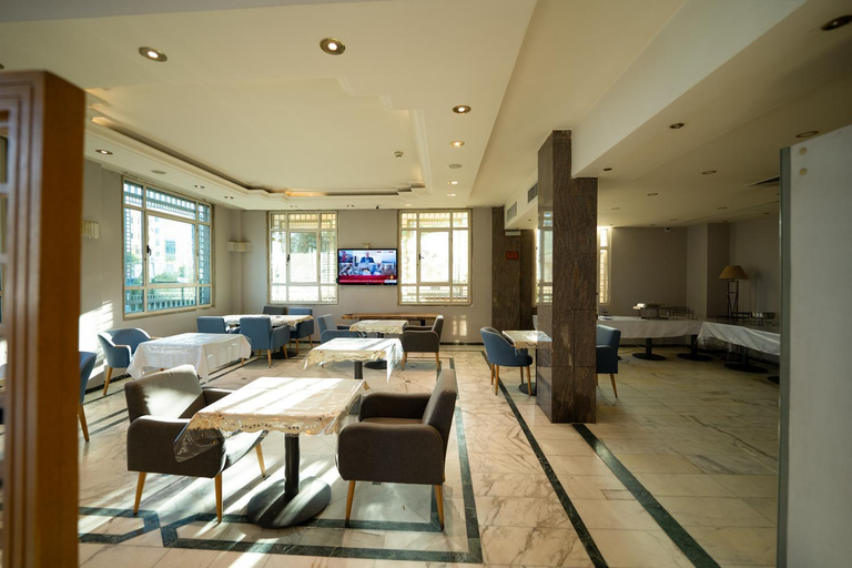 Food & Drinks 5, Kindi Suites Hotel, Wadi Essier
