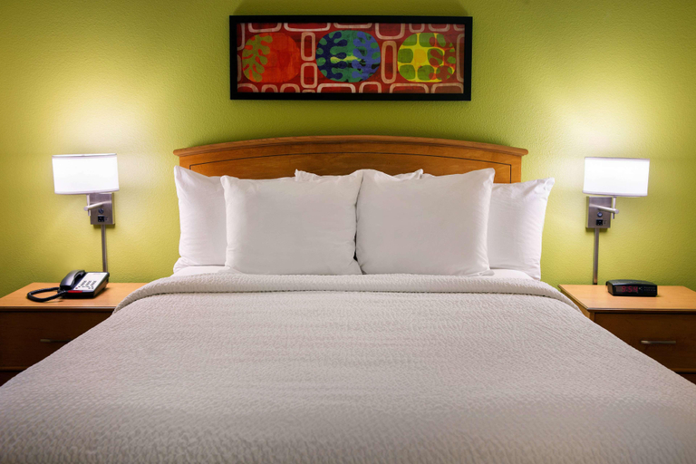 Bedroom 3, Sonesta Simply Suites Phoenix Scottsdale, Maricopa