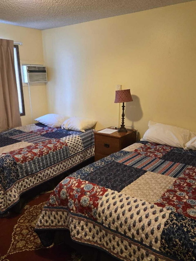 Bedroom 5, ゴールデン ドア モーテル, Tama