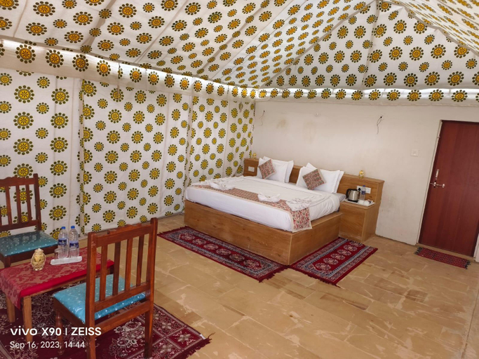 Bedroom 2, Jaisalmer Desert Holiday Camp, Jaisalmer